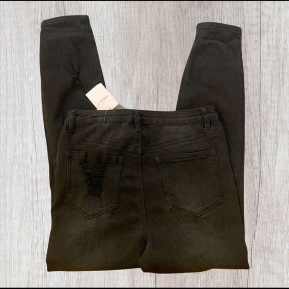 SOLD NWT Forever 21 Distressed High Rise Skinny Jeans - Picture 3 of 5